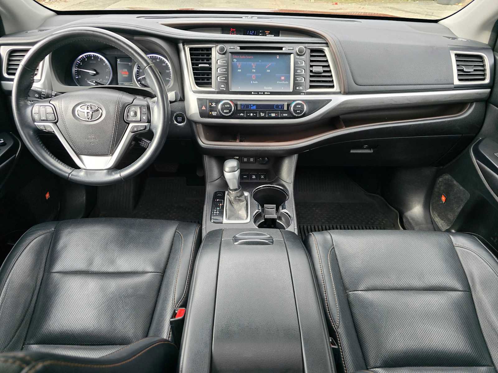Used 2017 Toyota Highlander Limited image 18