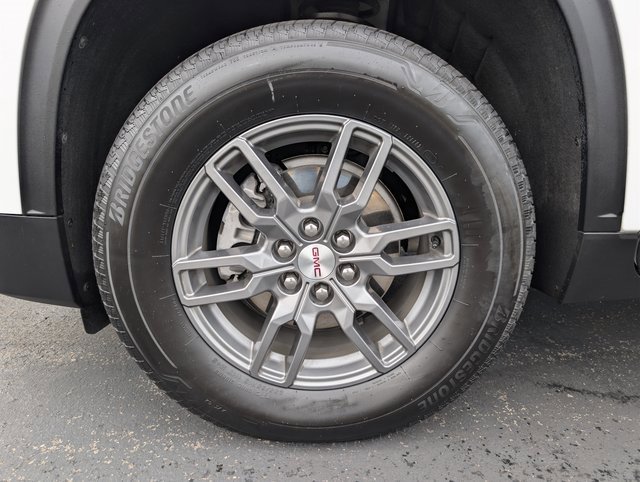 Used 2025 GMC Acadia Elevation image 30