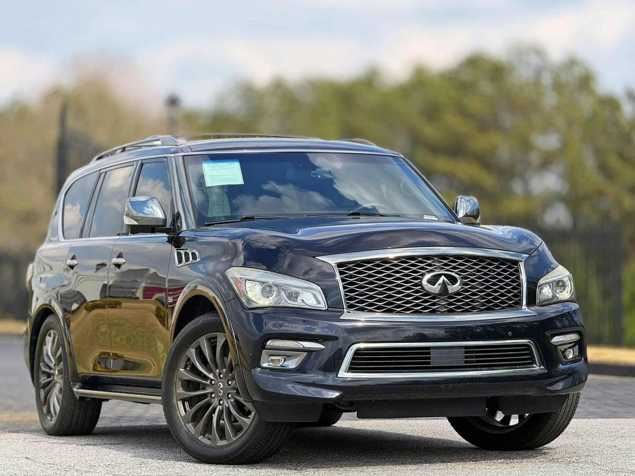 Used 2016 INFINITI QX80 Limited image 4