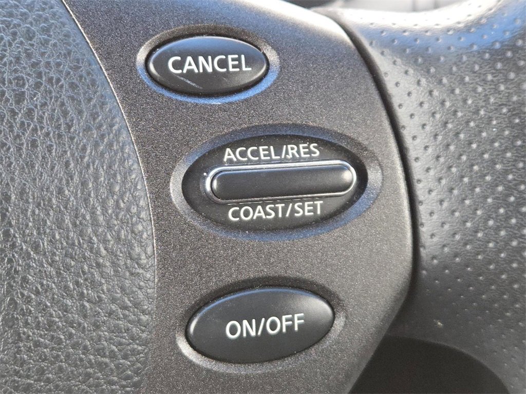 Used 2010 Nissan Altima 2.5 S image 6