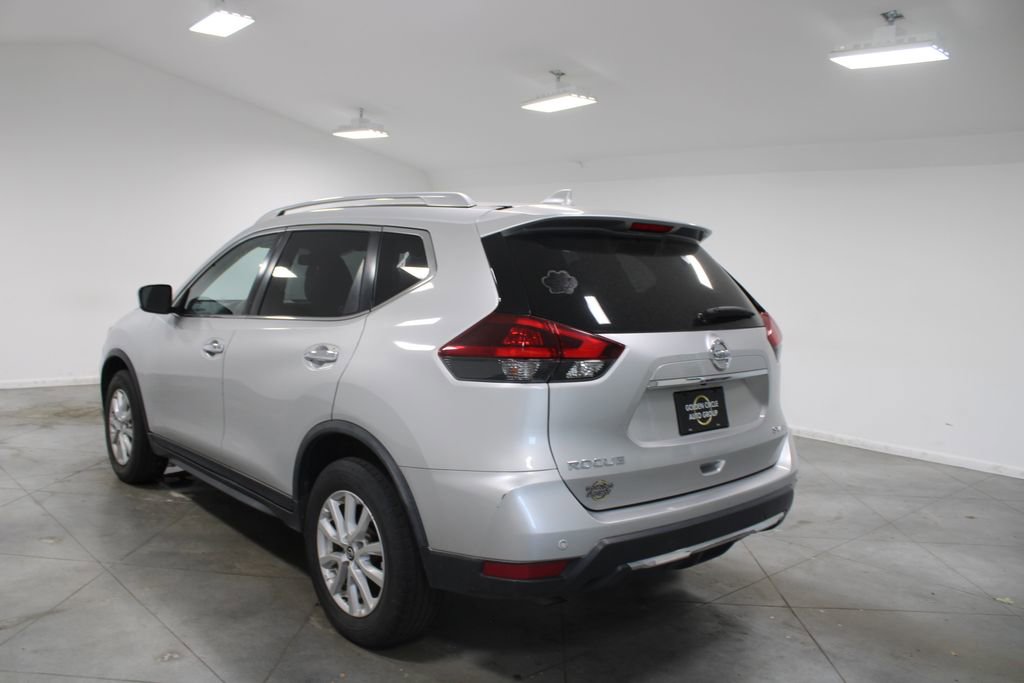 Used 2020 Nissan Rogue SV AWD/4WD image 7