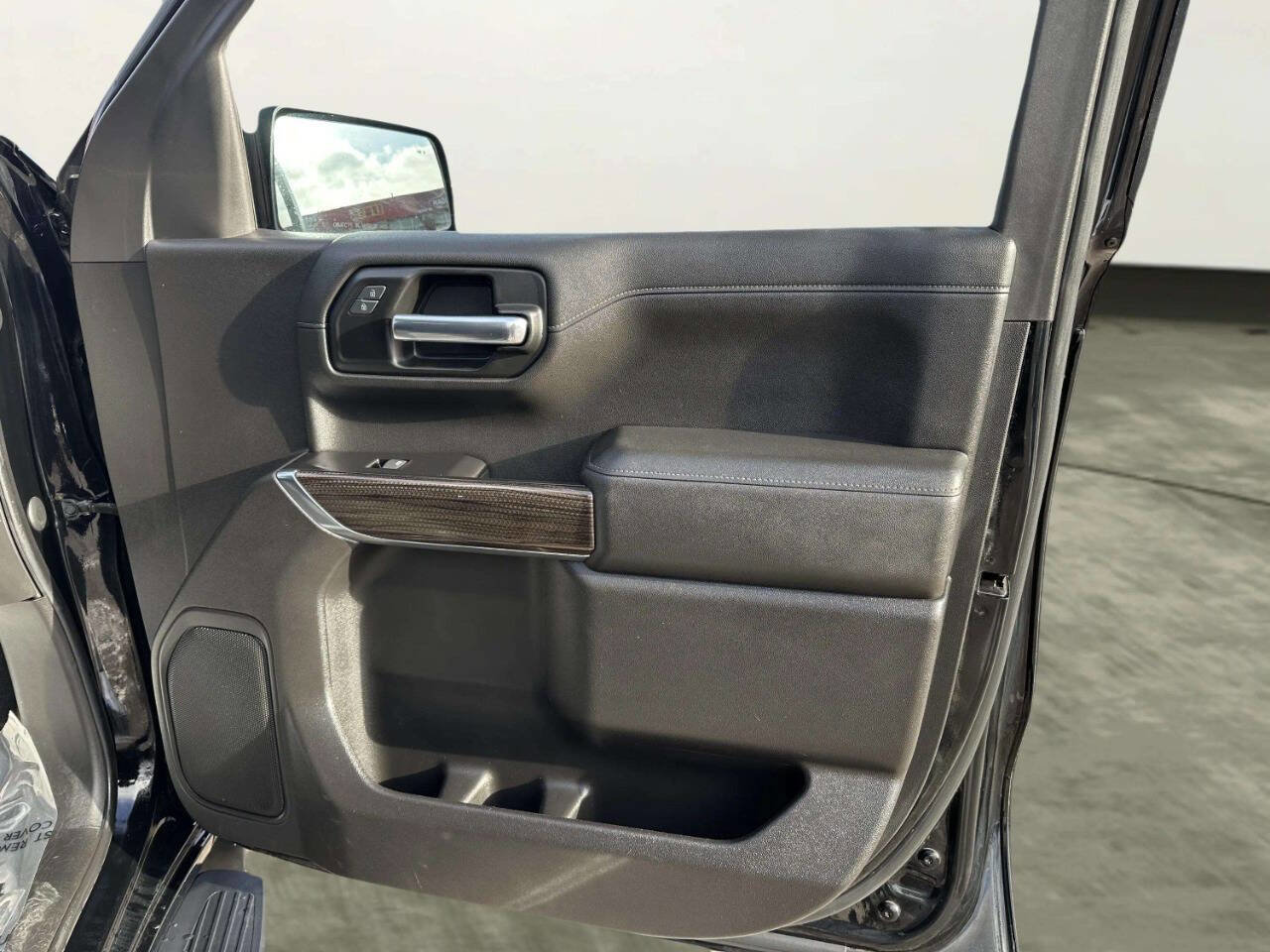 Used 2019 Chevrolet Silverado 1500 LT w/ All-Star Edition image 21