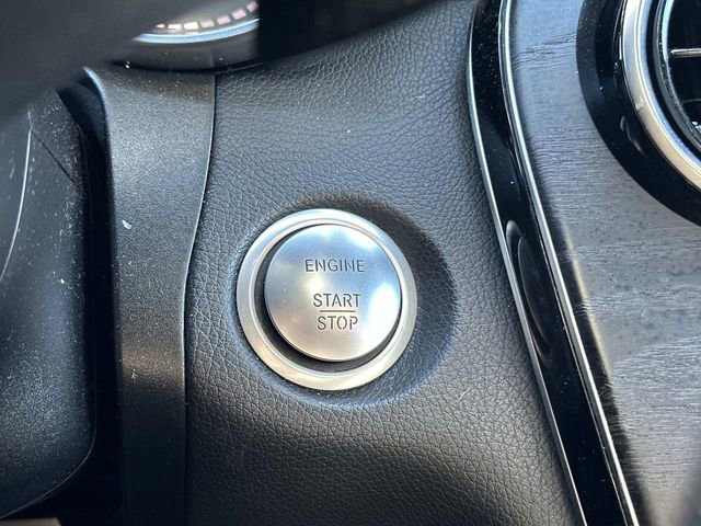 Used 2019 Mercedes-Benz GLC 300 GLC 300 image 24