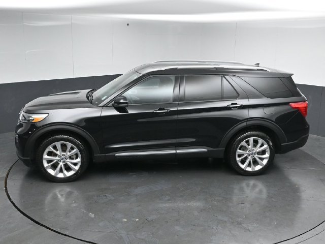 Used 2023 Ford Explorer Platinum w/ Technology Package AWD/4WD image 47