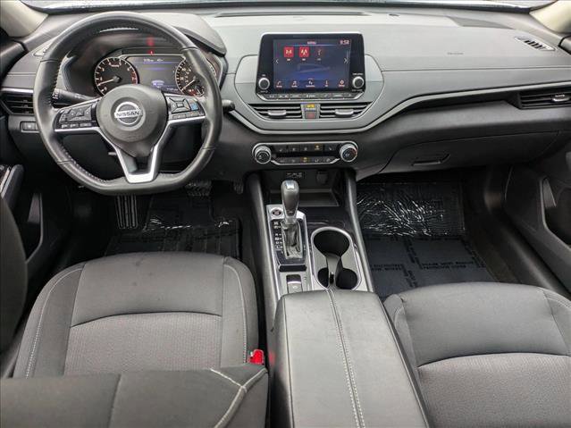 Used 2022 Nissan Altima 2.5 SV w/ SV Premium Package image 17
