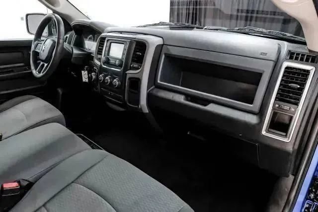 Used 2019 RAM 1500 Express w/ Express Value Package AWD/4WD image 15