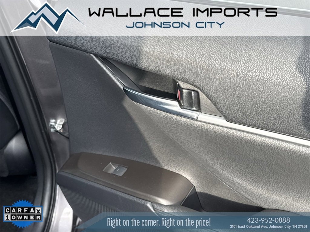 Used 2022 Toyota Camry XSE image 34