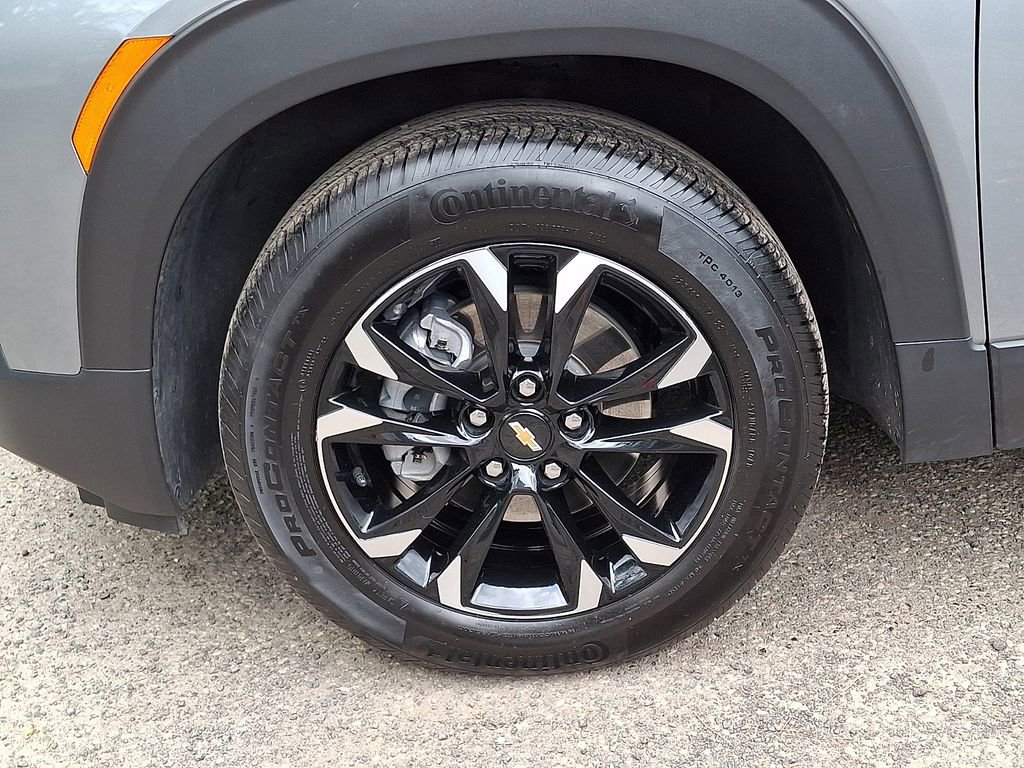 Used 2023 Chevrolet TrailBlazer LT FWD image 32
