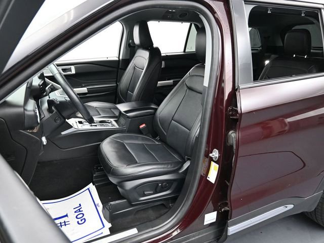 Certified 2023 Ford Explorer Limited w/ Equipment Group 301A image 11