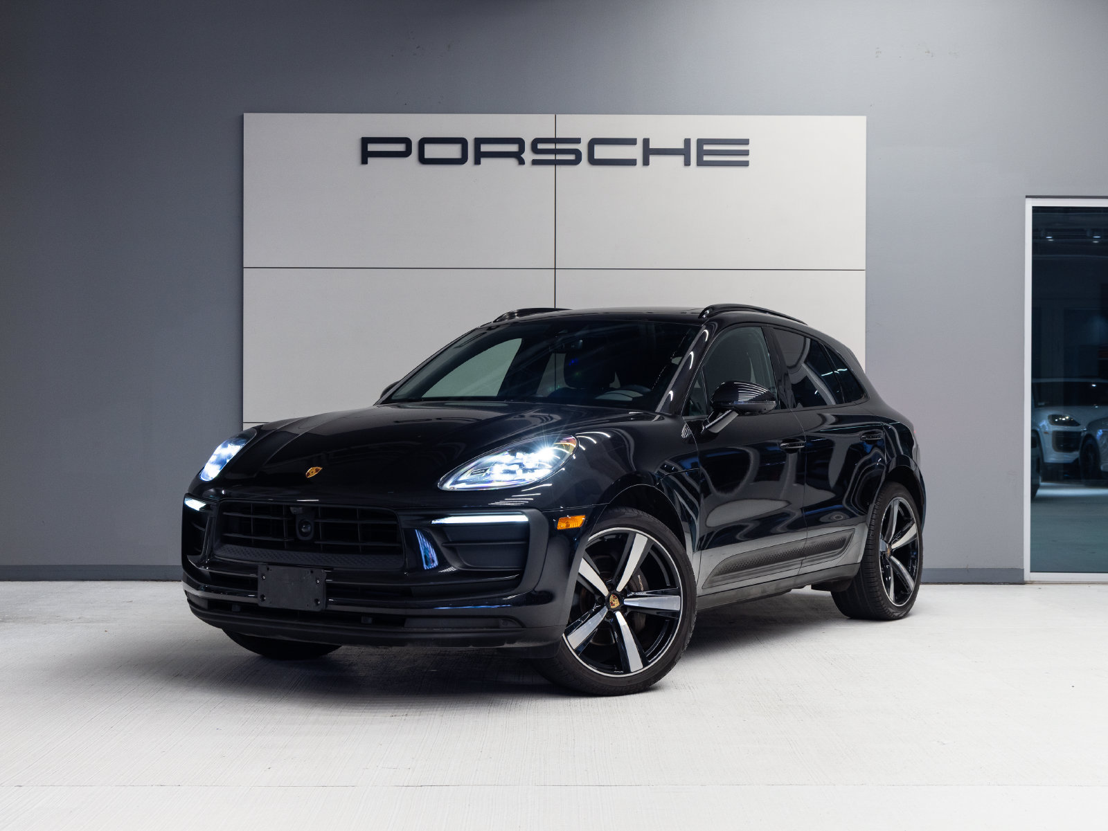 Certified 2023 Porsche Macan