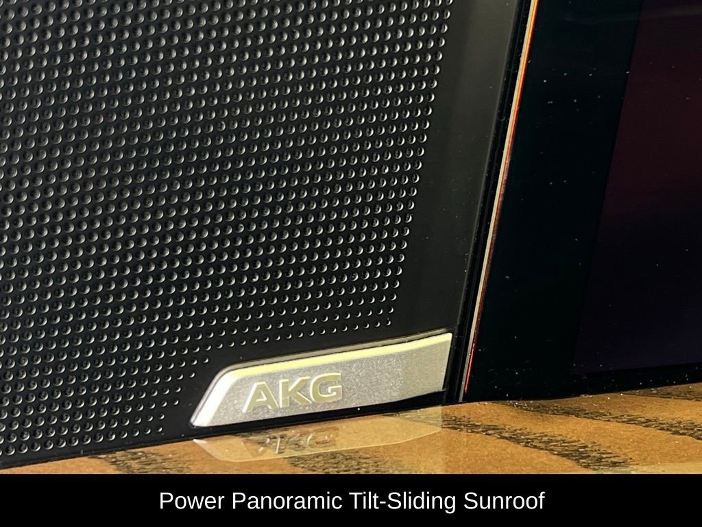 Used 2025 Cadillac Escalade Sport Platinum w/ LPO, ONYX Package image 18