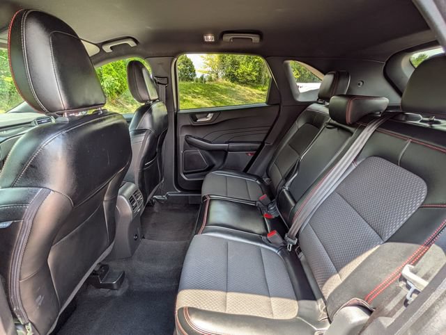 Used 2024 Ford Escape ST-Line FWD image 27