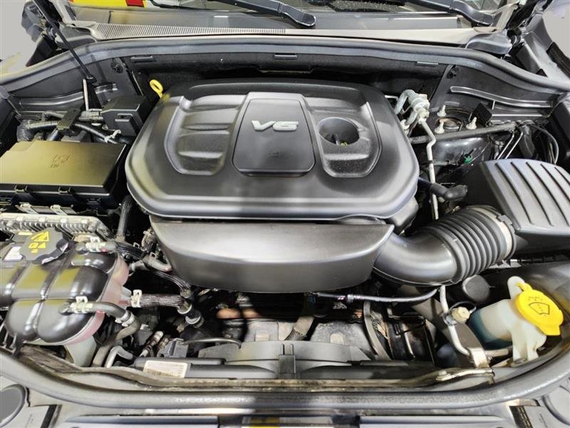 Used 2016 Jeep Grand Cherokee Laredo image 32