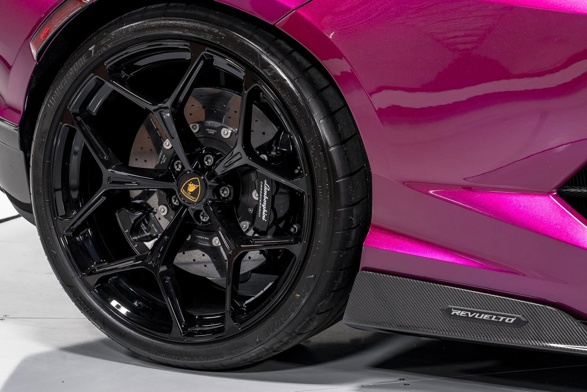 Used 2024 Lamborghini Revuelto image 43