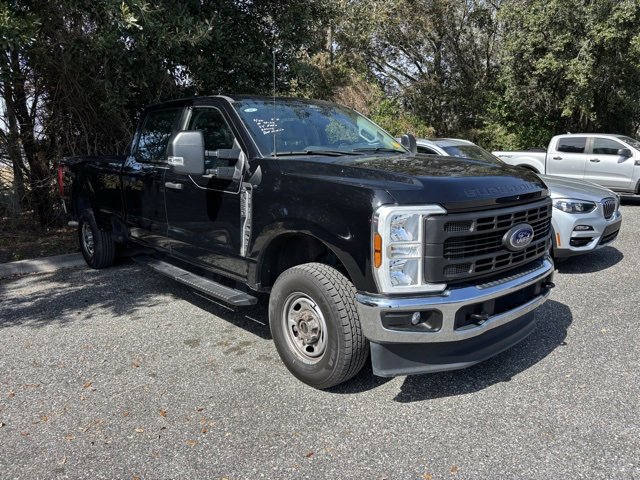 Used 2024 Ford F250 XL w/ XL Chrome Package image 2