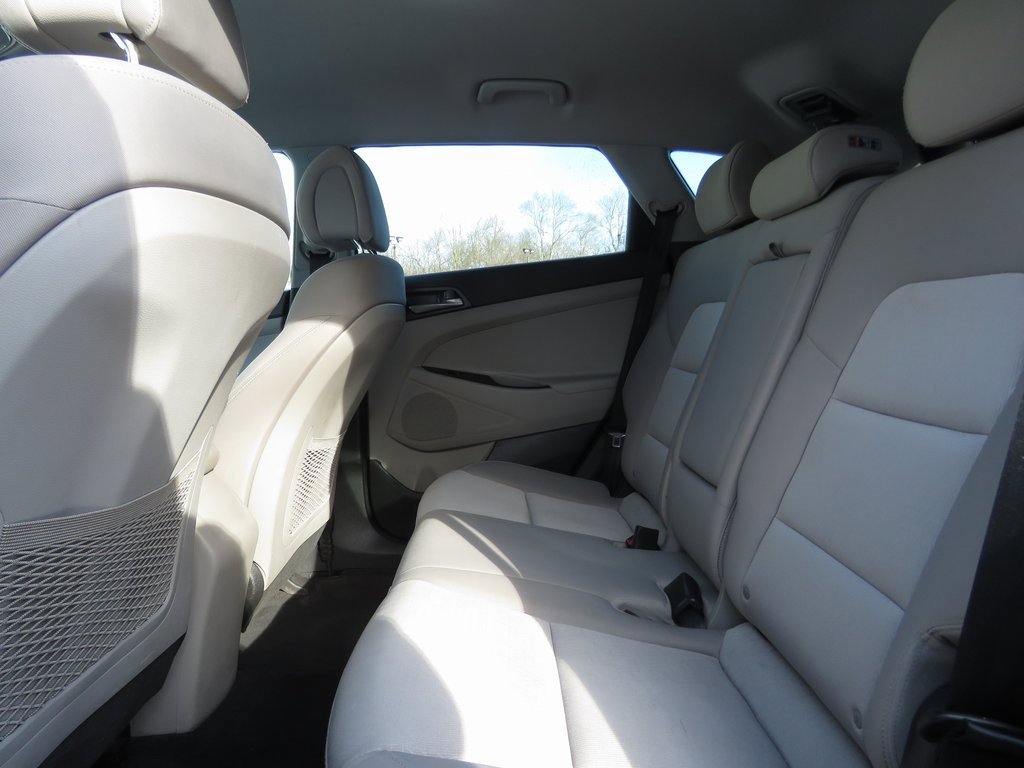 Used 2016 Hyundai Tucson SE w/ Option Group 02 image 19