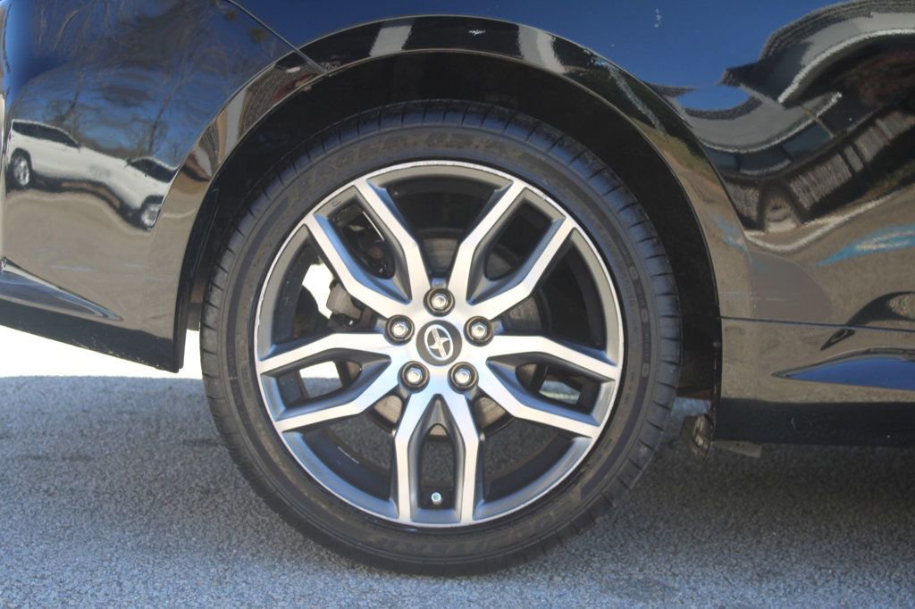 Used 2015 Scion tC image 27