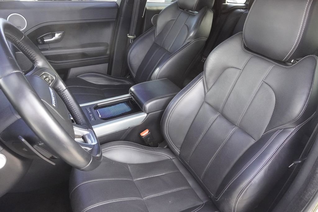Used 2014 Land Rover Range Rover Evoque Prestige image 20