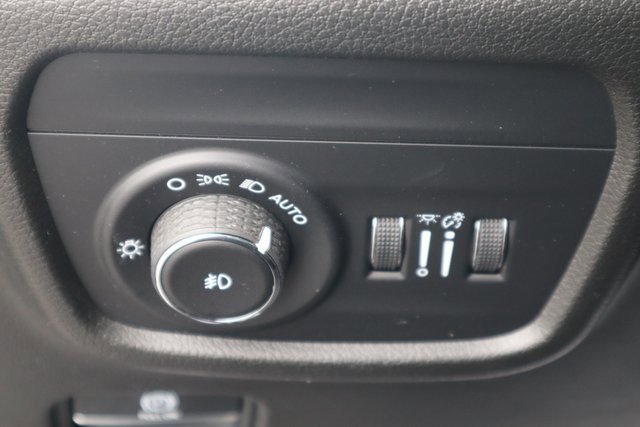 Used 2022 Jeep Grand Cherokee L Overland image 9