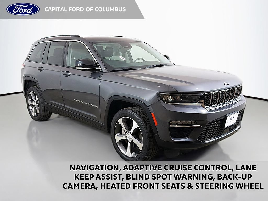 Used 2023 Jeep Grand Cherokee Limited AWD/4WD image 1
