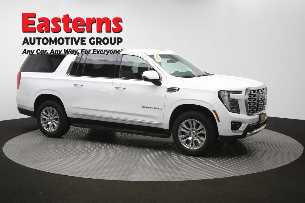 Used 2025 GMC Yukon XL Denali AWD/4WD image 54