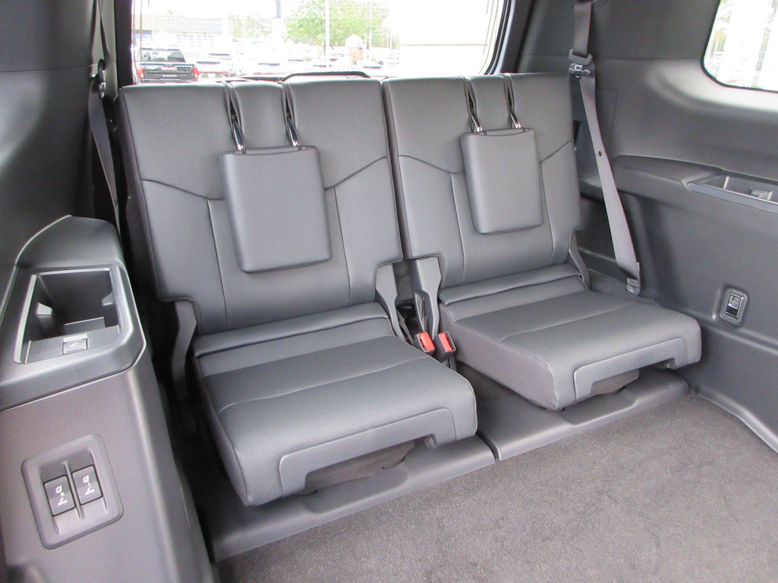 Used 2026 Lexus GX 550 w/ Cold Area Package AWD/4WD image 19