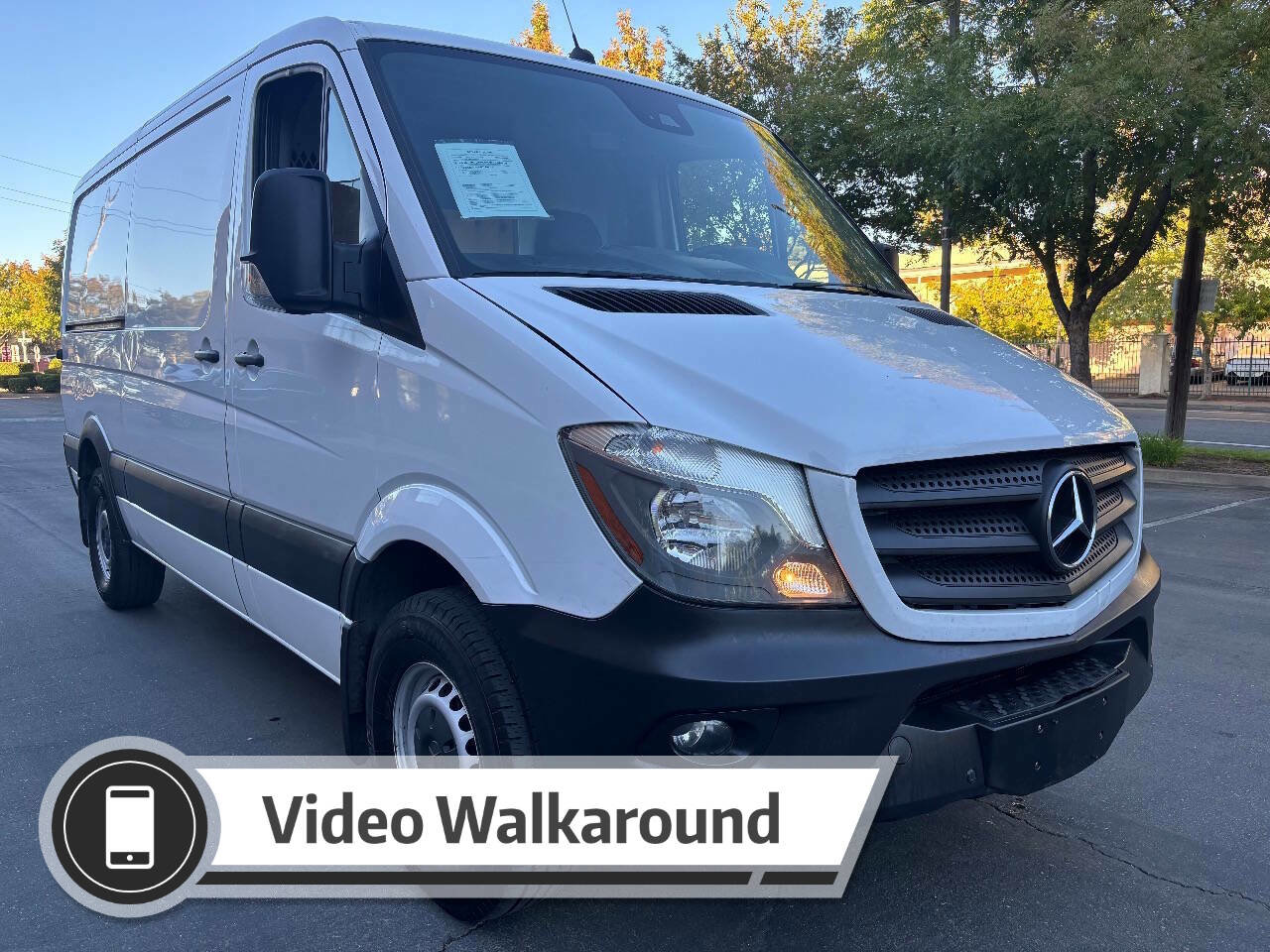 Used 2016 Mercedes-Benz Sprinter 2500 image 1