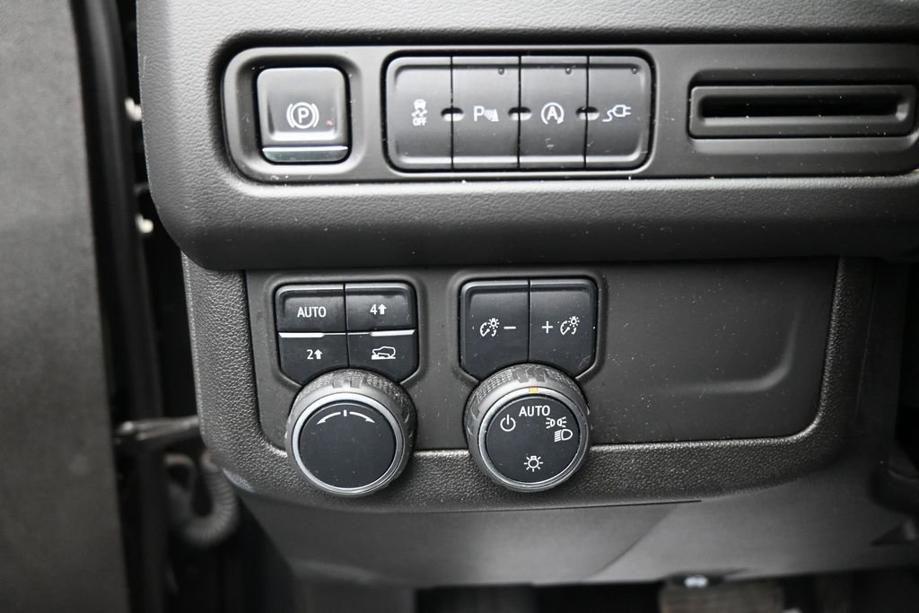 Used 2021 Chevrolet Tahoe LT AWD/4WD image 12