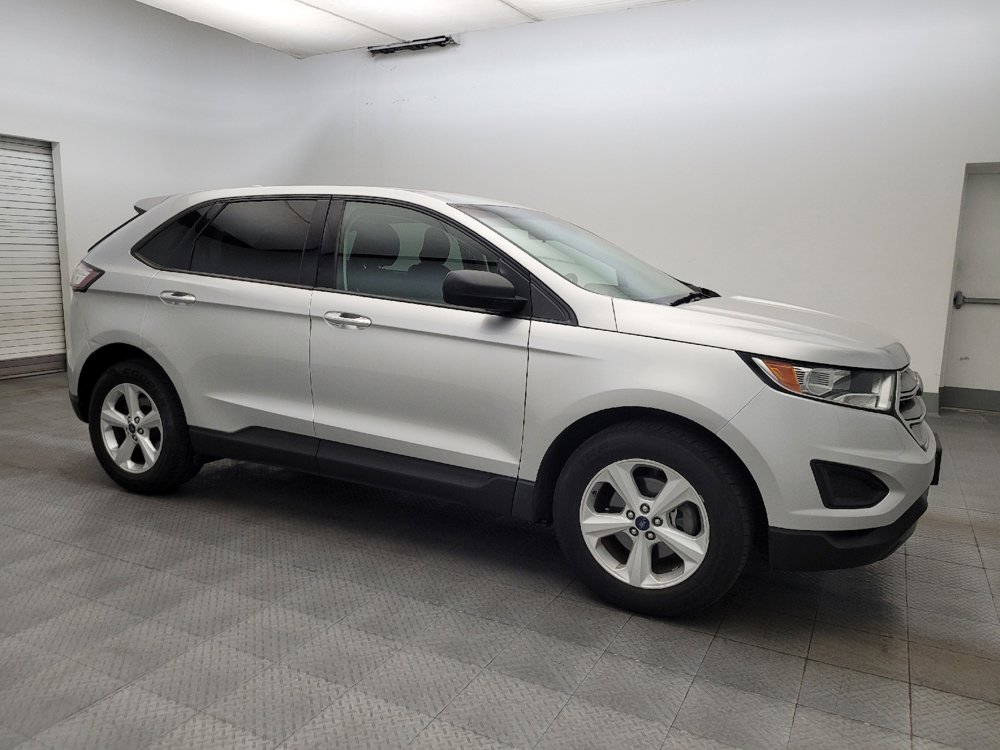 Used 2017 Ford Edge SE FWD image 11
