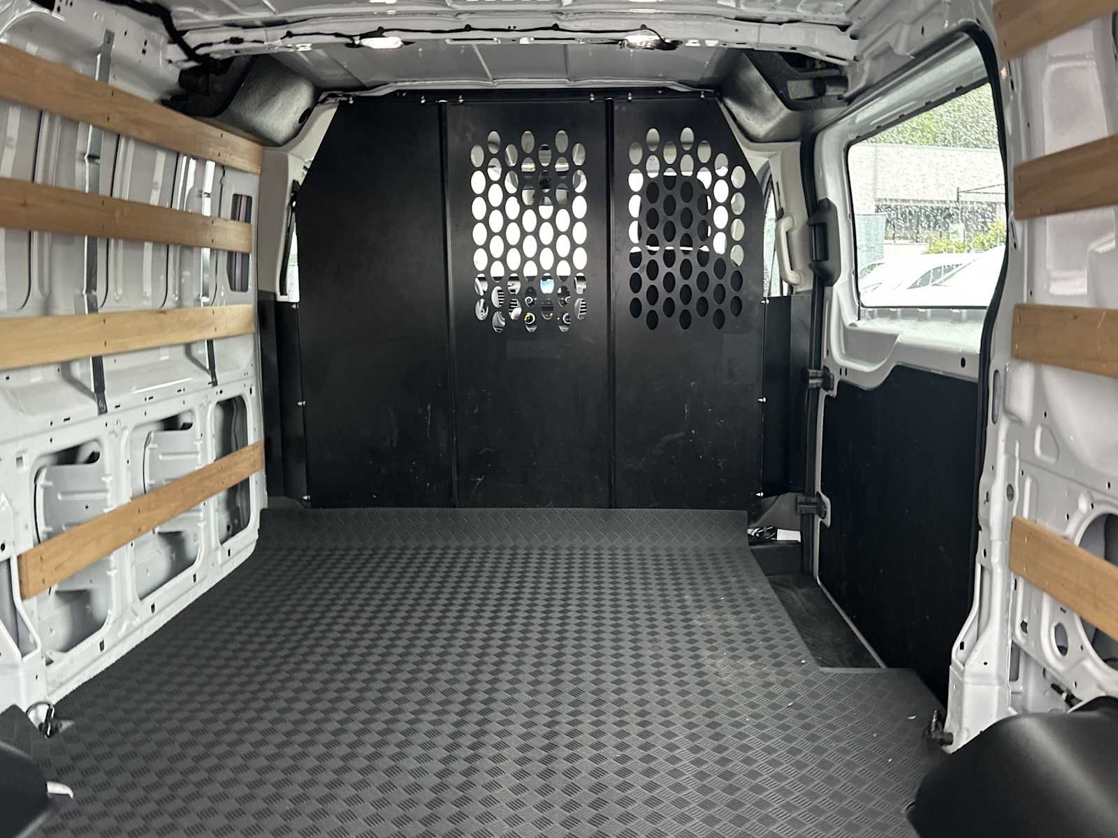 Used 2025 Ford Transit 250 Low Roof w/ Exterior Upgrade Package RWD image 25