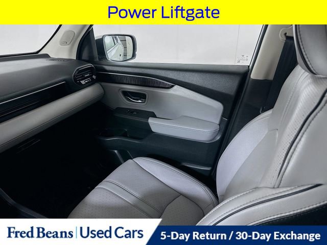 Used 2025 Honda Pilot Elite image 29