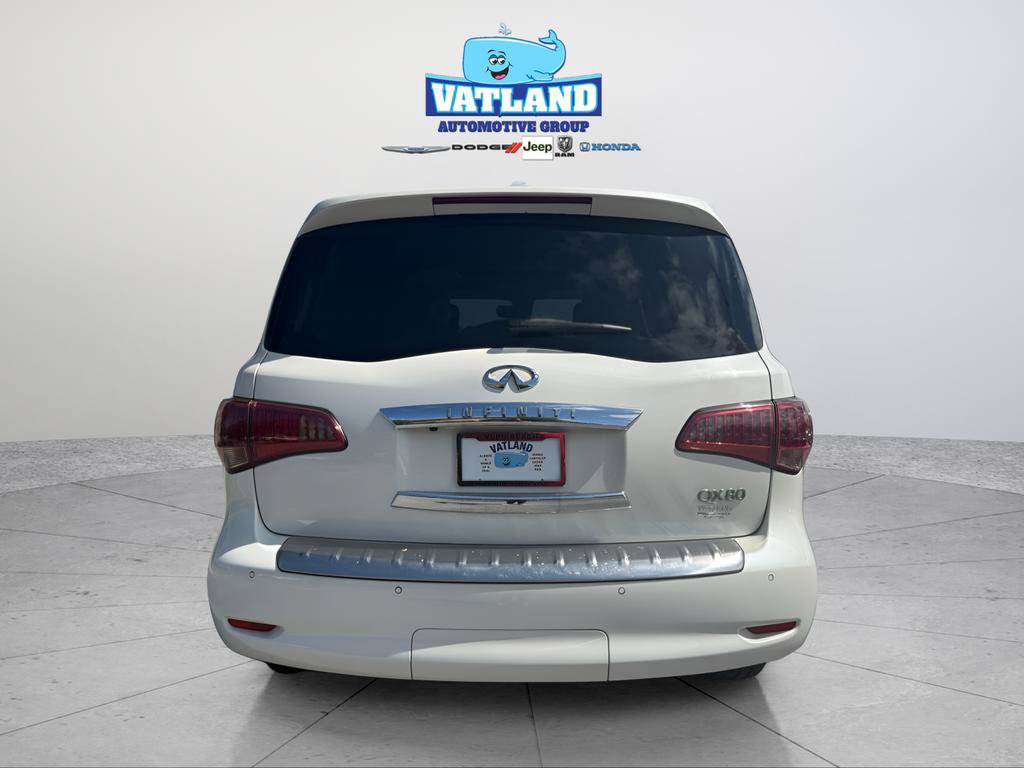 Used 2016 INFINITI QX80 4WD w/ Deluxe Technology Package image 4