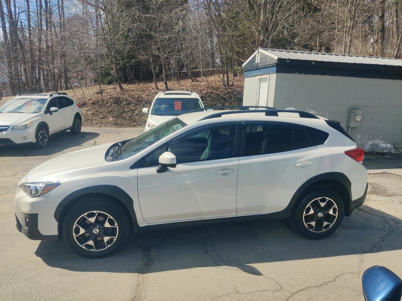 Used 2018 Subaru Crosstrek 2.0i Premium image 3
