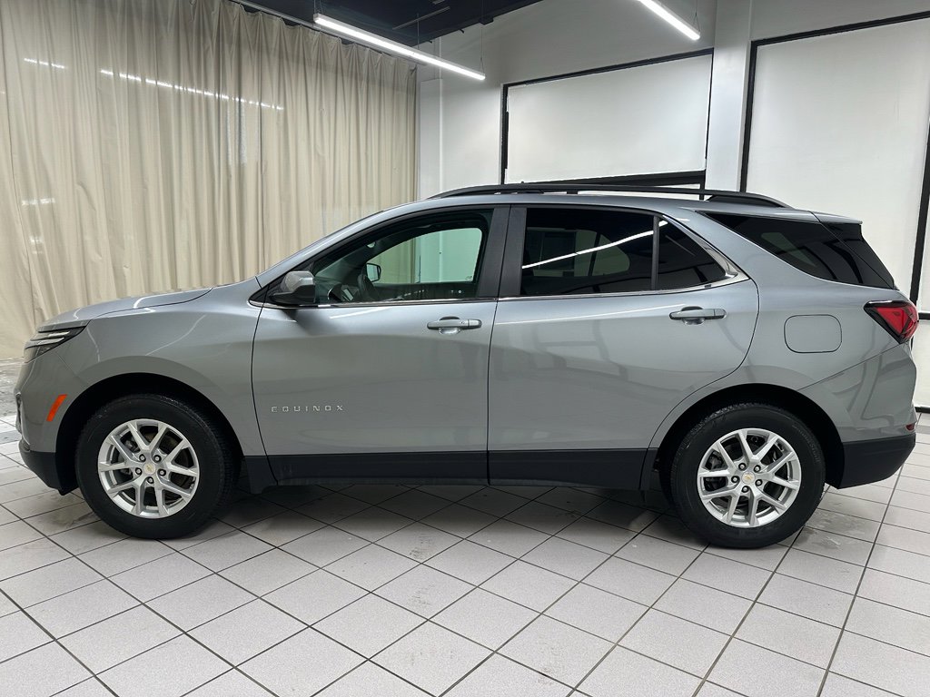 Used 2024 Chevrolet Equinox LT w/ LPO, Floor Liner Package image 10