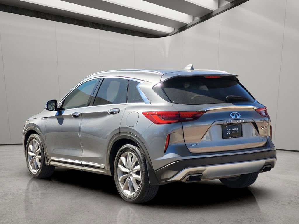 Used 2021 INFINITI QX50 Luxe w/ Accent Package image 2