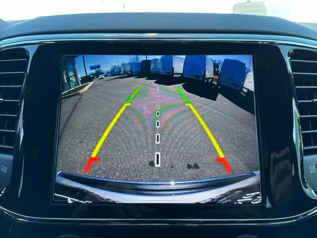 Used 2021 Jeep Grand Cherokee Limited image 23