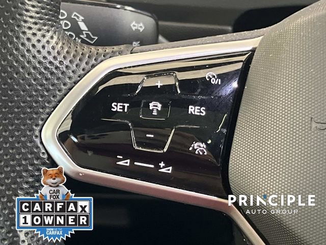 Used 2023 Volkswagen Tiguan SE R-Line FWD image 19