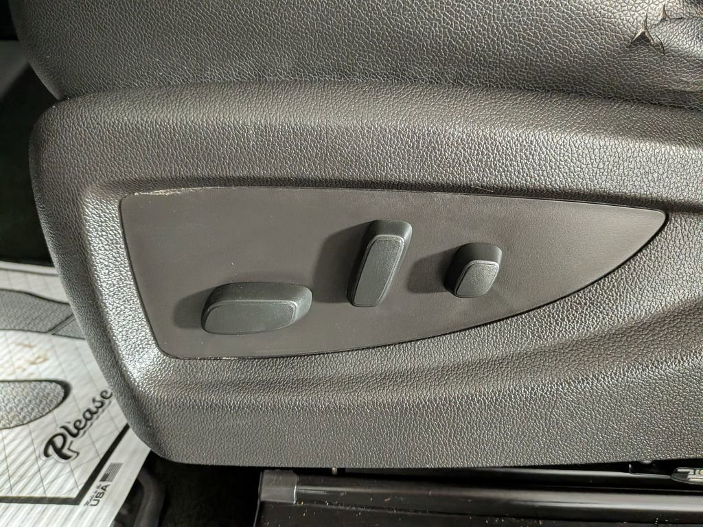 Used 2016 Chevrolet Silverado 2500 LTZ w/ Duramax Plus Package image 17