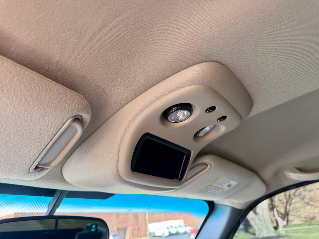 Used 2007 Chevrolet Silverado 1500 LT w/ Crew Cab Value Package image 27