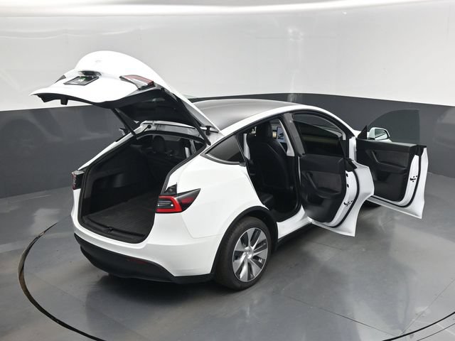Used 2020 Tesla Model Y Long Range AWD/4WD image 29