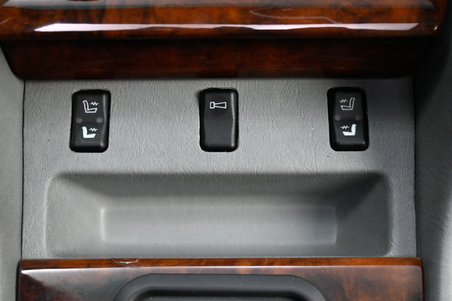 Used 1991 Mercedes-Benz 560 SEL image 14