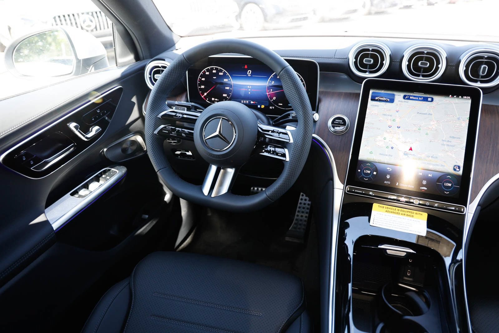 New 2026 Mercedes-Benz GLC 300 4MATIC image 14