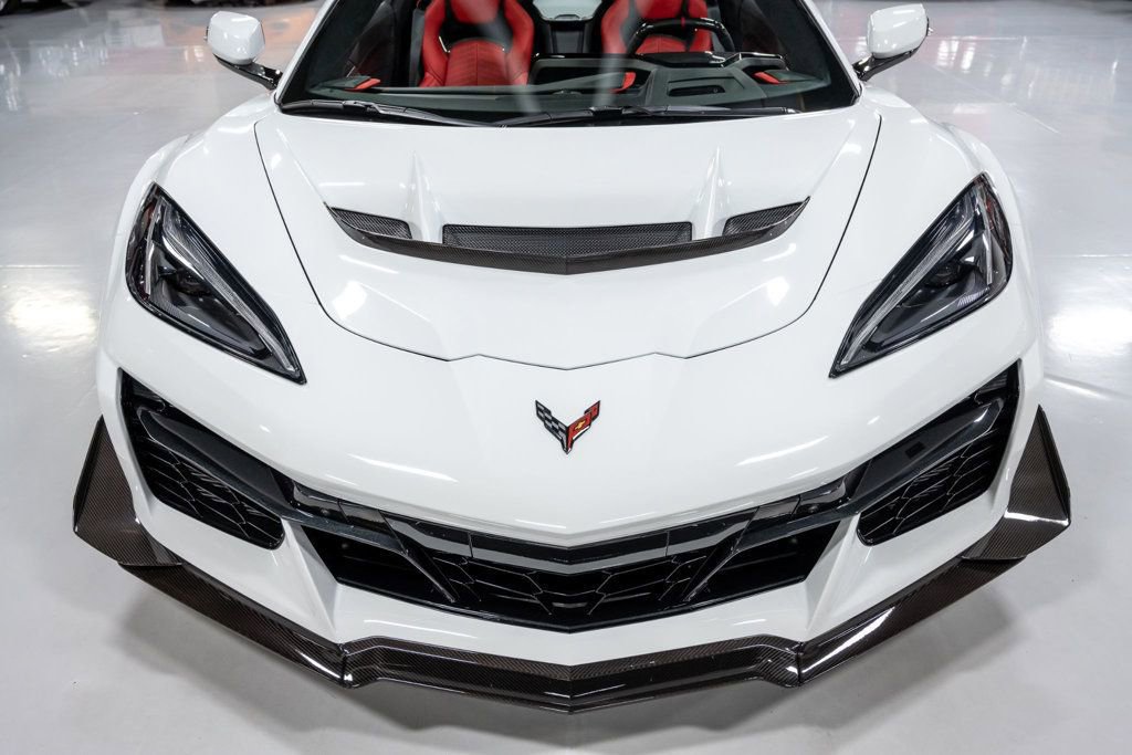 Used 2026 Chevrolet Corvette ZR1 w/ ZR1 Carbon Fiber Aero Package image 23