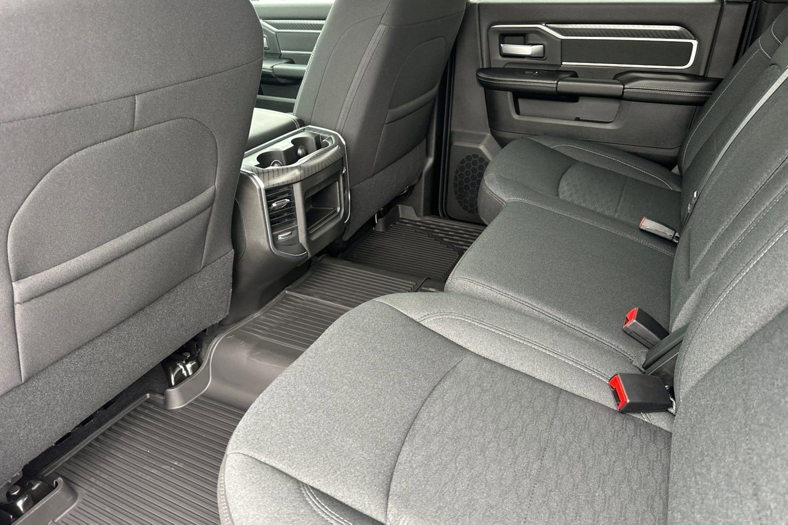 New 2026 RAM 3500 Big Horn AWD/4WD image 12