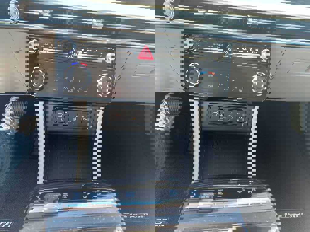 New 2026 Hyundai Tucson Blue SE image 11