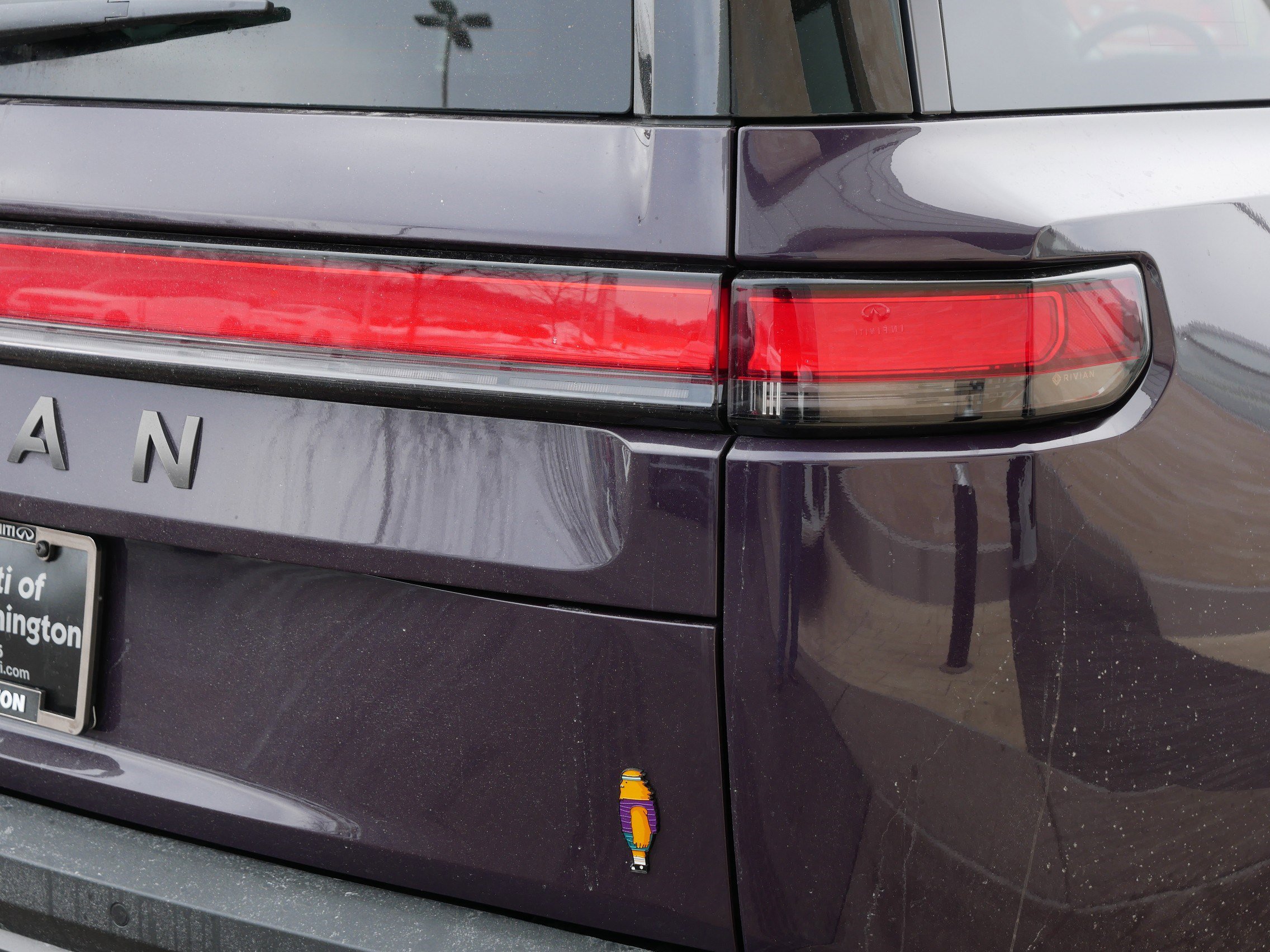 Used 2026 Rivian R1S Premium image 17