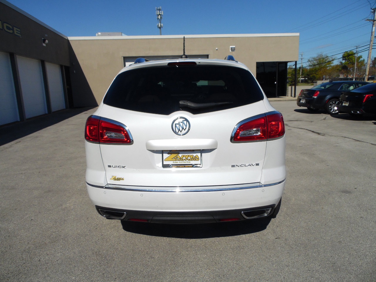 Used 2017 Buick Enclave Leather image 4