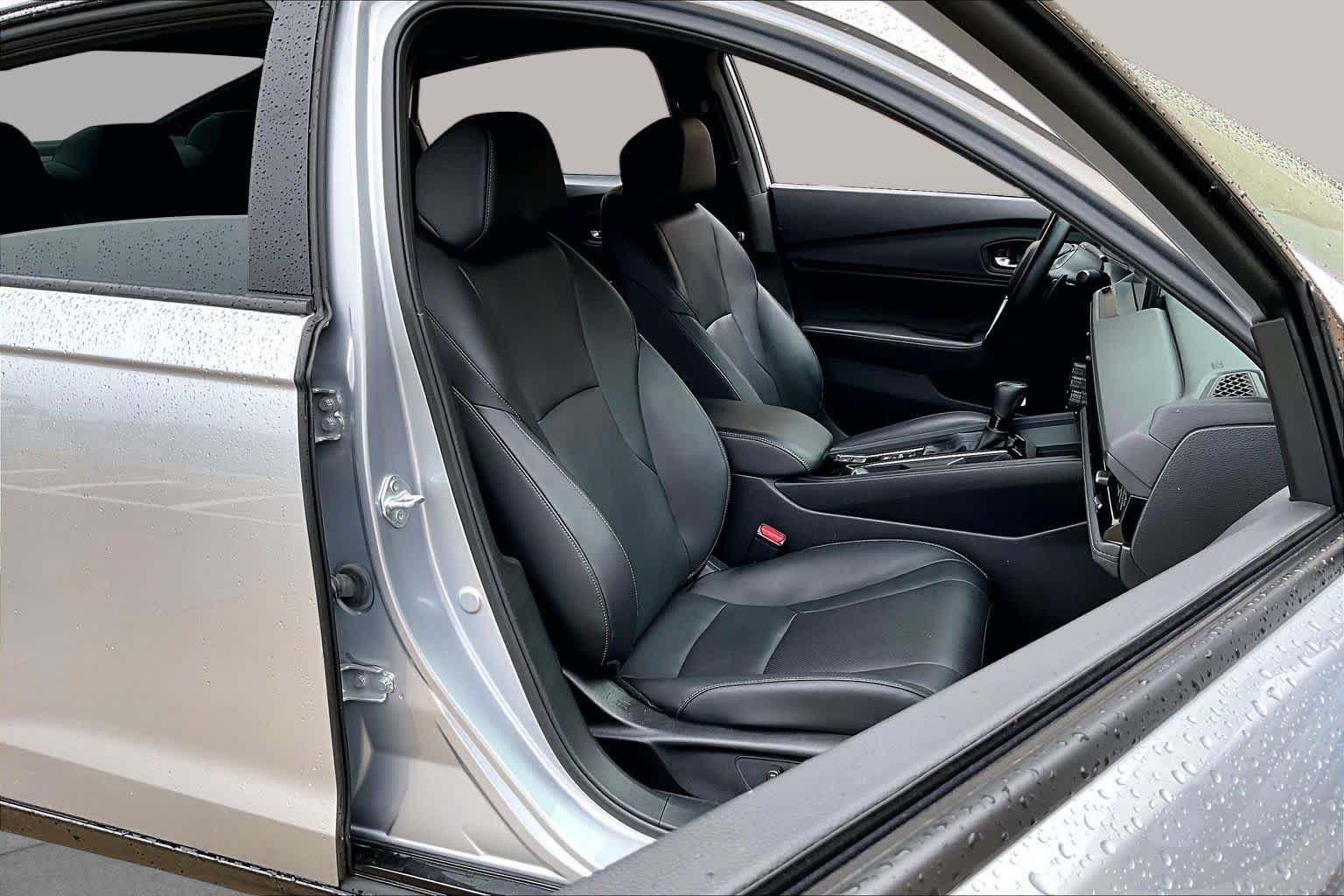 Used 2024 Honda Accord Sport image 9