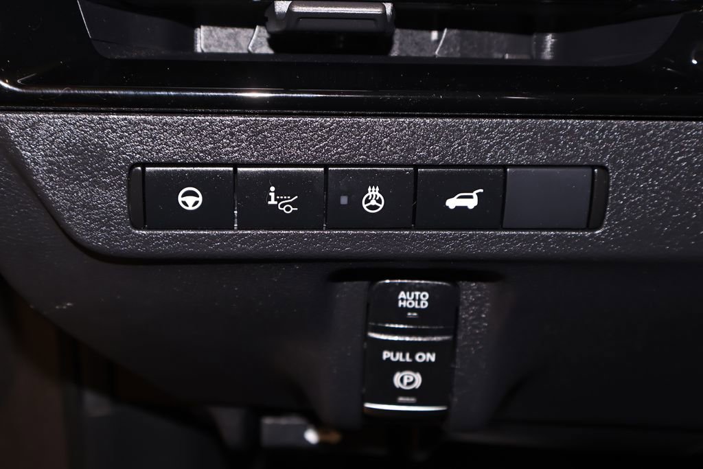 Used 2025 Nissan Murano Platinum image 29