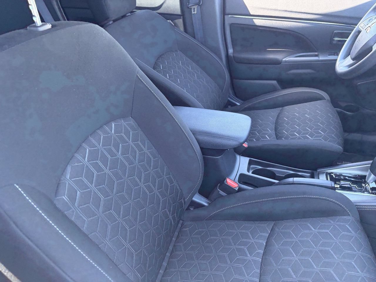 Used 2024 Mitsubishi Outlander Sport ES AWD/4WD image 10
